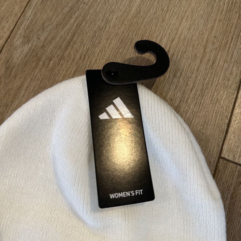 Adidas‎ Logo Women's Postseason Fold Beanie Magic White /Black NWT - Picture 2 of 7